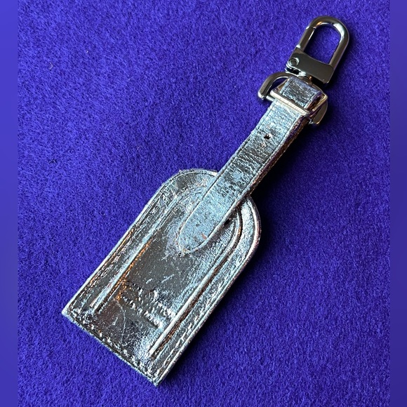 LV Authentic METALLIC Silver Leather Name Tag Bag Charm Key Chain RARE OAK - Picture 14 of 14